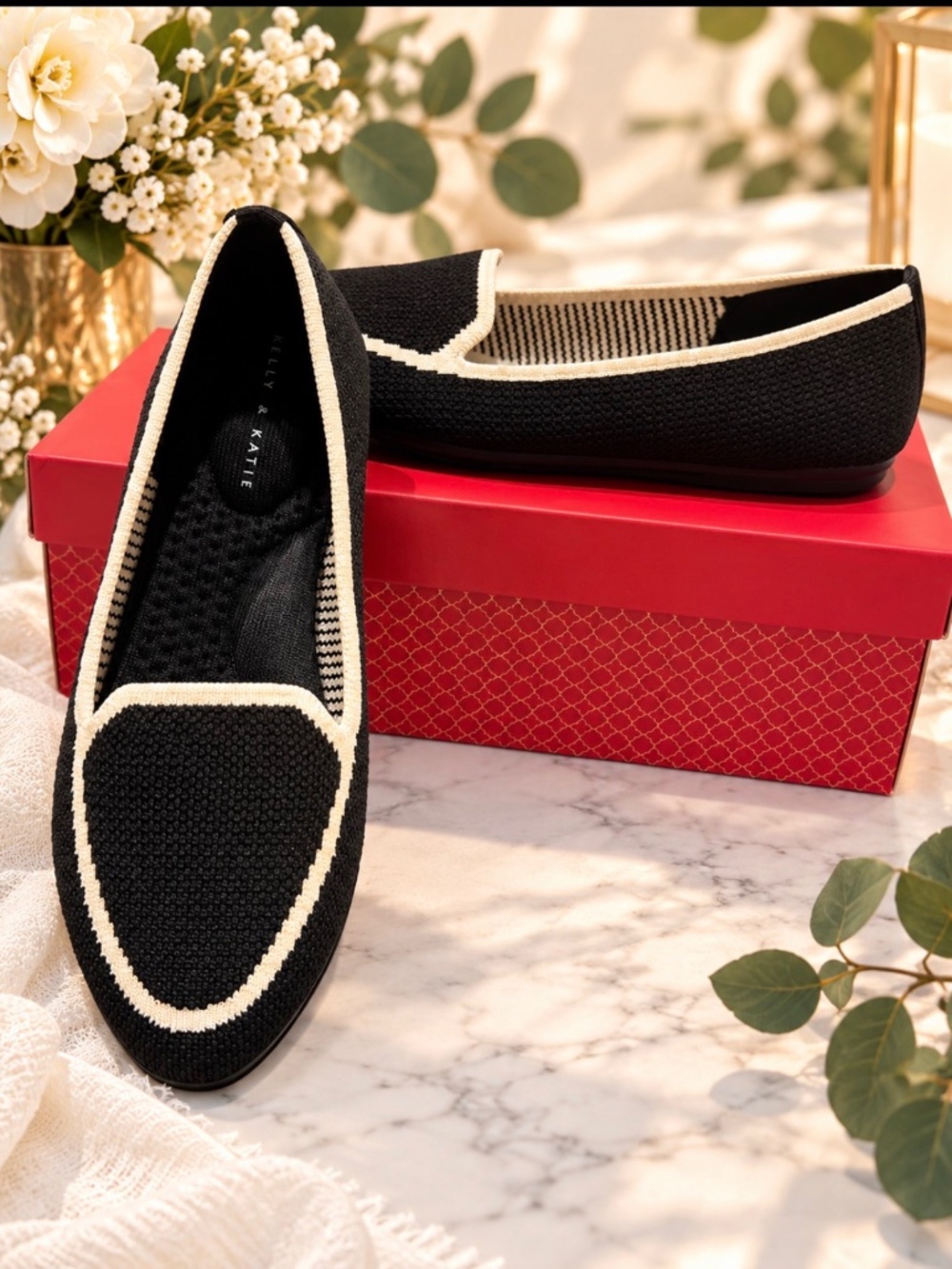 Women’s Kelly and Katie loafers size 7 (in box)